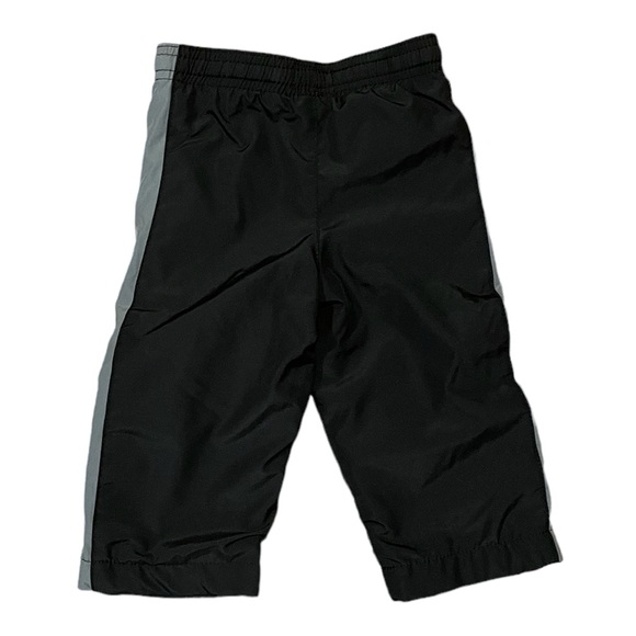 OshKosh B’gosh Athletic Baby Boy Pants - Picture 2 of 3